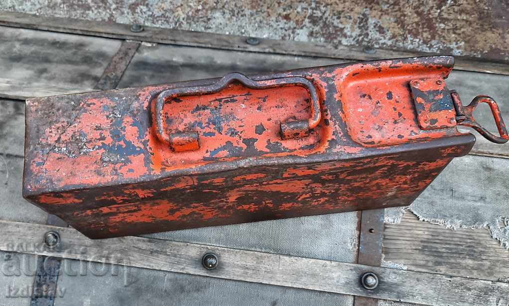 Delivery of Ammunition box Germany Second WW Wehrmacht Delivery of Ammunition box Germany Second WW Wehrmacht