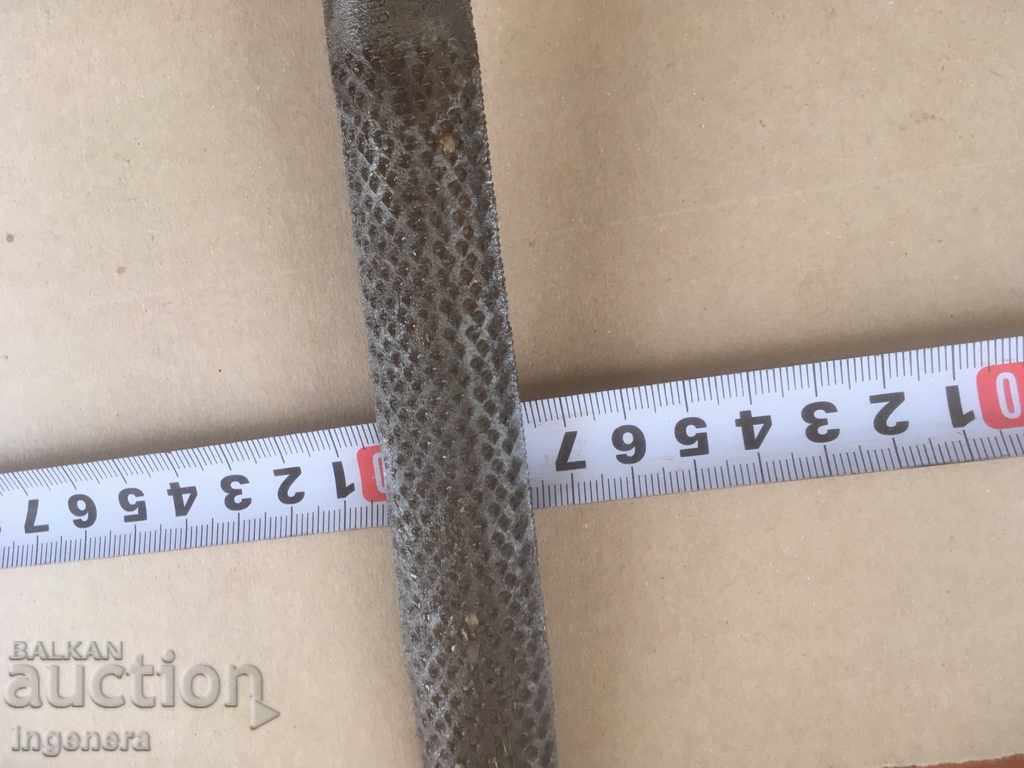 Delivery of A SAW WOOD SAWS A TOOL Delivery of A SAW WOOD SAWS A TOOL