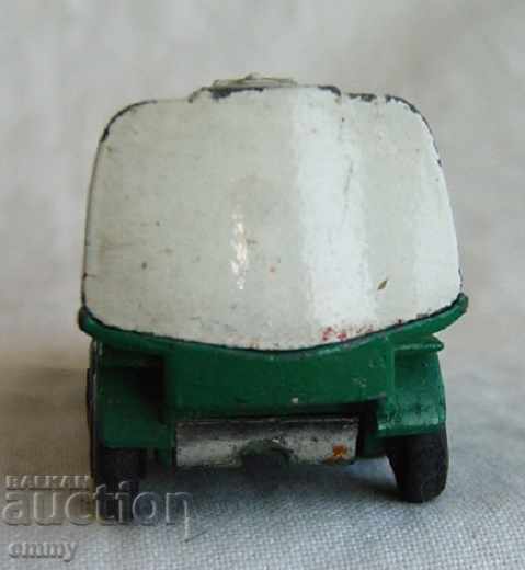 Delivery of Ergomatic CAB model truck metal, Matchbox Lesney England Delivery of Ergomatic CAB model truck metal, Matchbox Lesney England