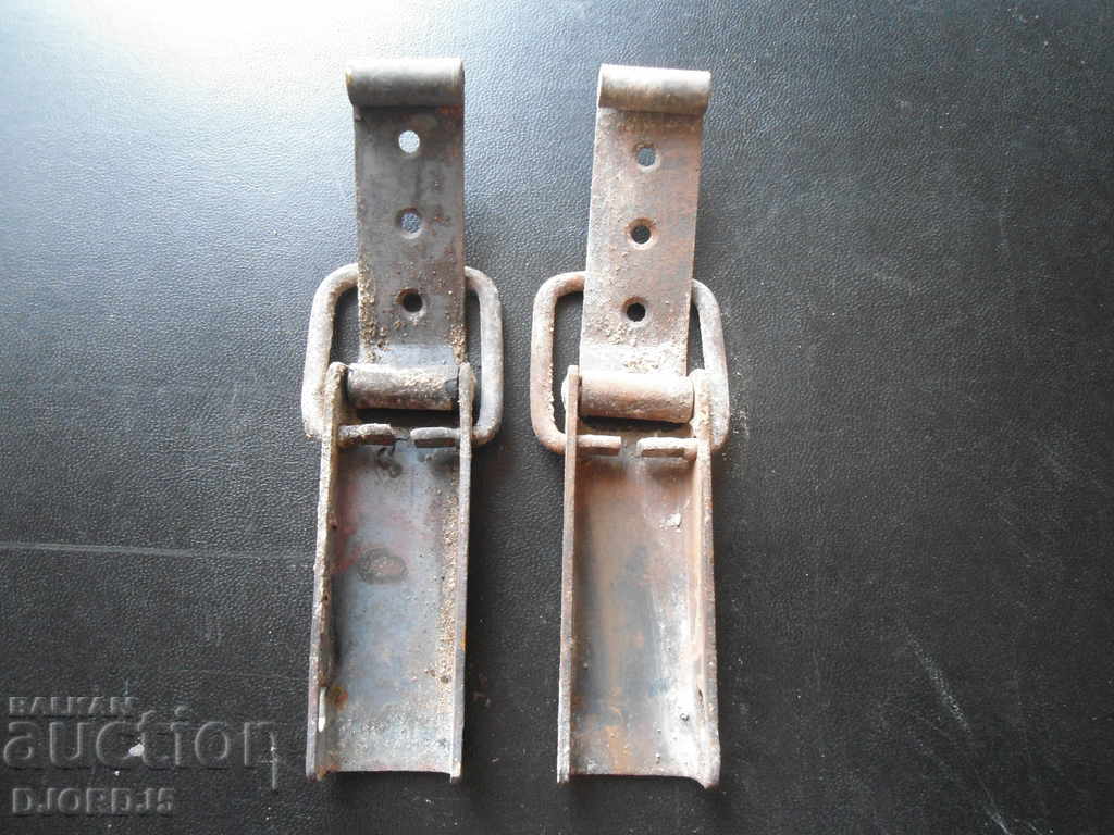 Auction  Old hinges
