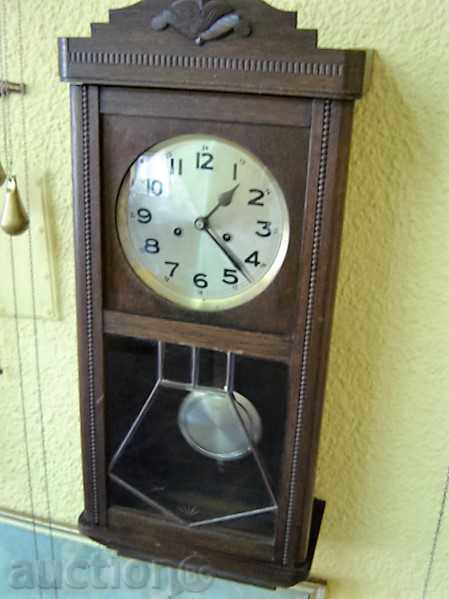 STAR μεγάλη γερμανική ρολόι τοίχου με τιμή 350.00 BGN | € 178.95 STAR μεγάλη γερμανική ρολόι τοίχου με τιμή 350.00 BGN | € 178.95