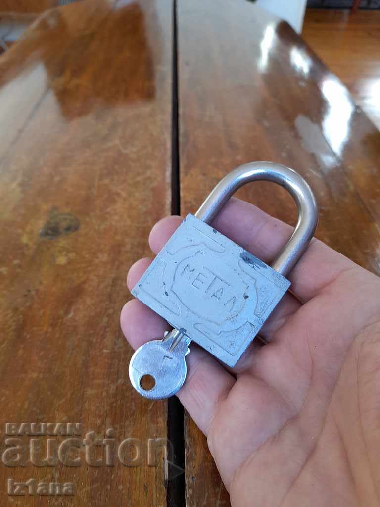 Auction Old Padlock Metal Auction Old Padlock Metal