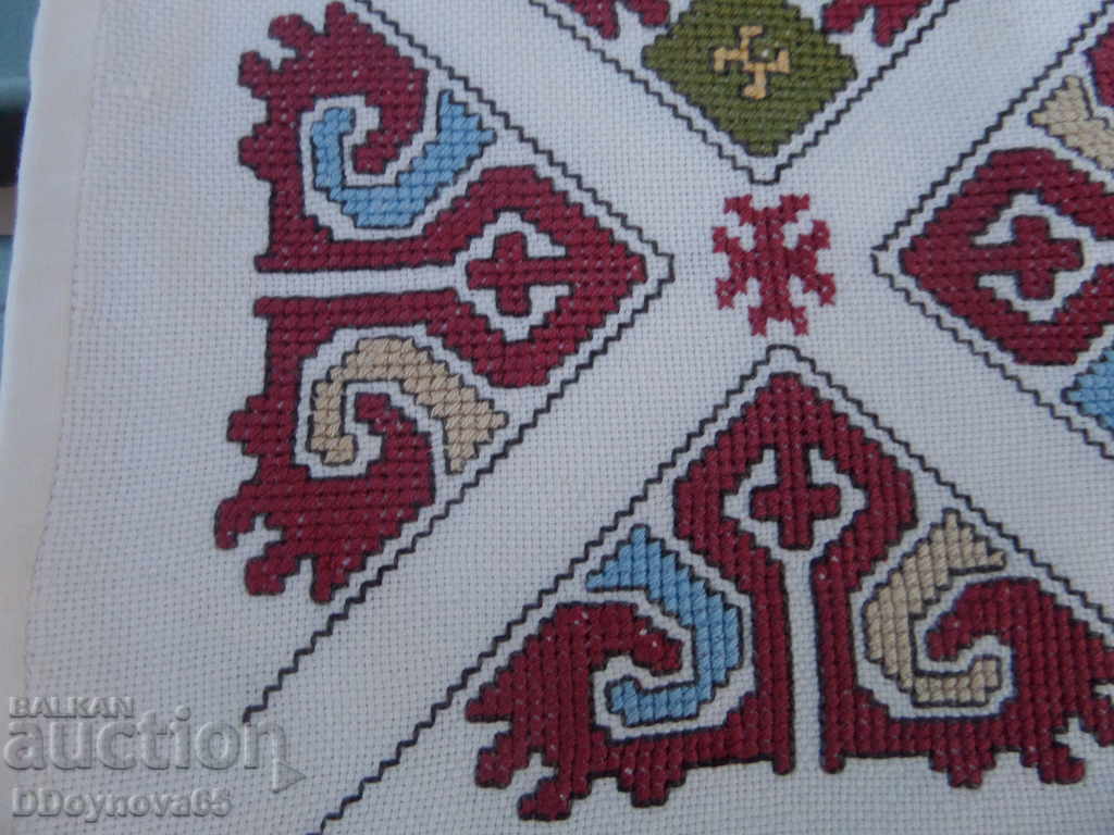 Аукцион Стара везана калъфка