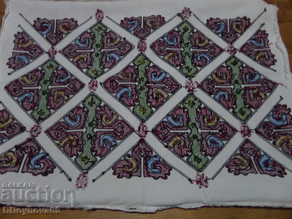 Cutie veche brodata - 6