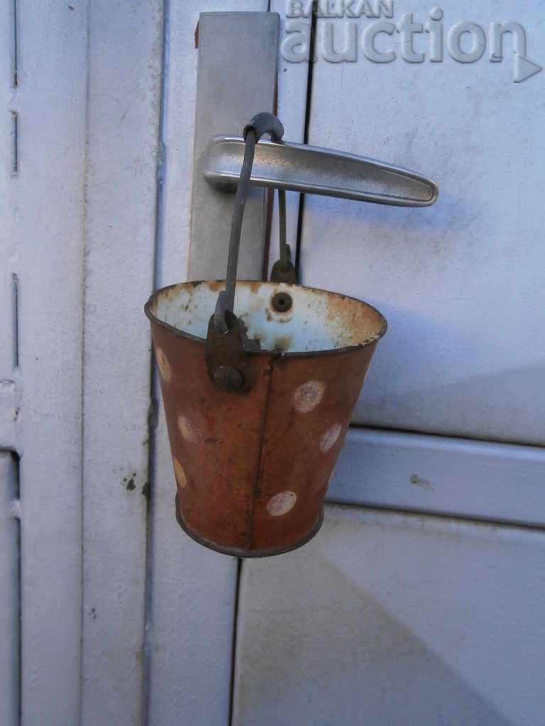 Baby toy toy bucket, bucket with price 31.00 BGN | € 15.85 Baby toy toy bucket, bucket with price 31.00 BGN | € 15.85