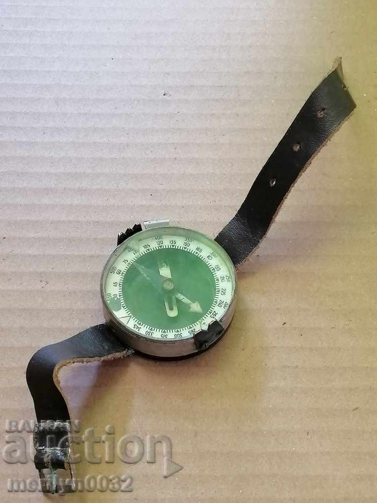 Στρατιωτική βουλγαρική πυξίδα 50-60 BNA NRB - 7 Στρατιωτική βουλγαρική πυξίδα 50-60 BNA NRB - 7