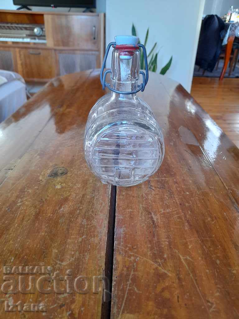 Стара бутилка,шише буре,буренце с цена 18.00 лв. | € 9.20 Стара бутилка,шише буре,буренце с цена 18.00 лв. | € 9.20