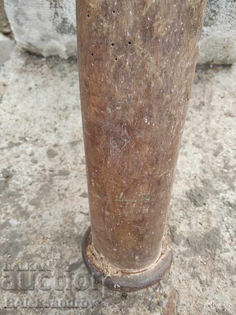 Auction A huge chisel Auction A huge chisel