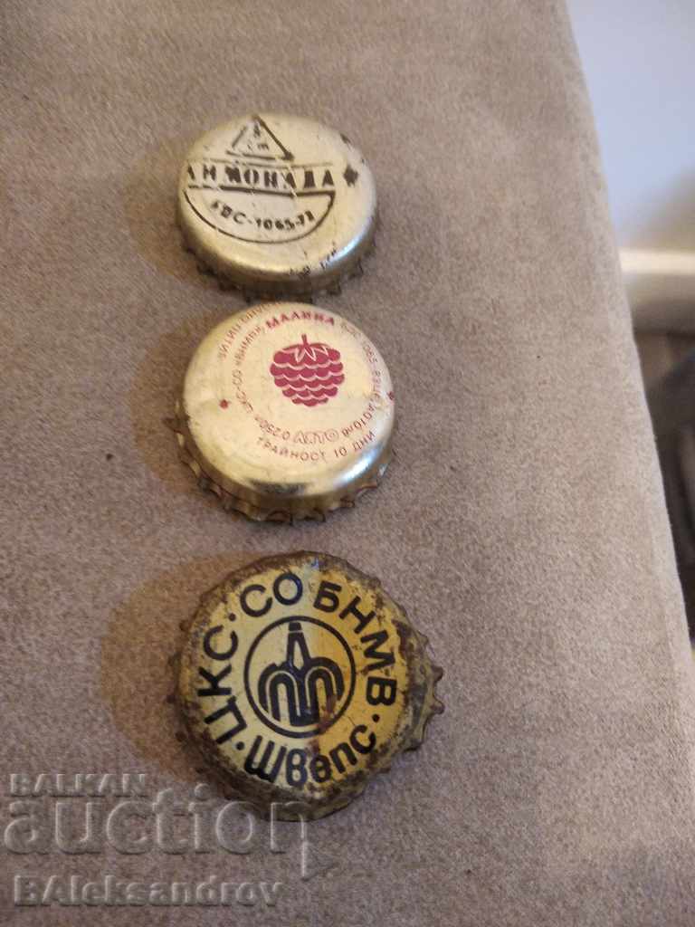 Lot of old caps of carbonated drinks