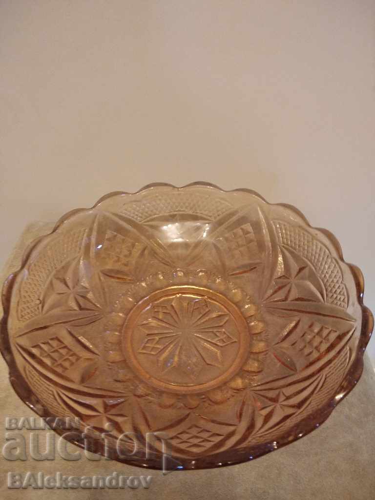 Μπολ Soc από χρωματιστό χοντρό γυαλί με τιμή 8.00 BGN | € 4.09 Μπολ Soc από χρωματιστό χοντρό γυαλί με τιμή 8.00 BGN | € 4.09