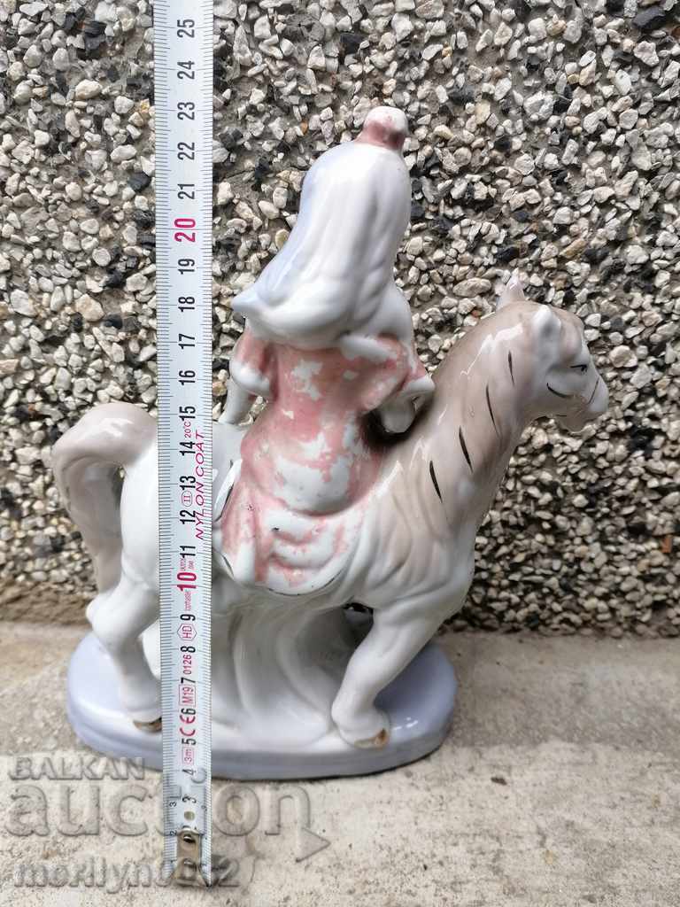 Porcelain figurine, old porcelain figure with price 58.00 BGN | € 29.65 Porcelain figurine, old porcelain figure with price 58.00 BGN | € 29.65