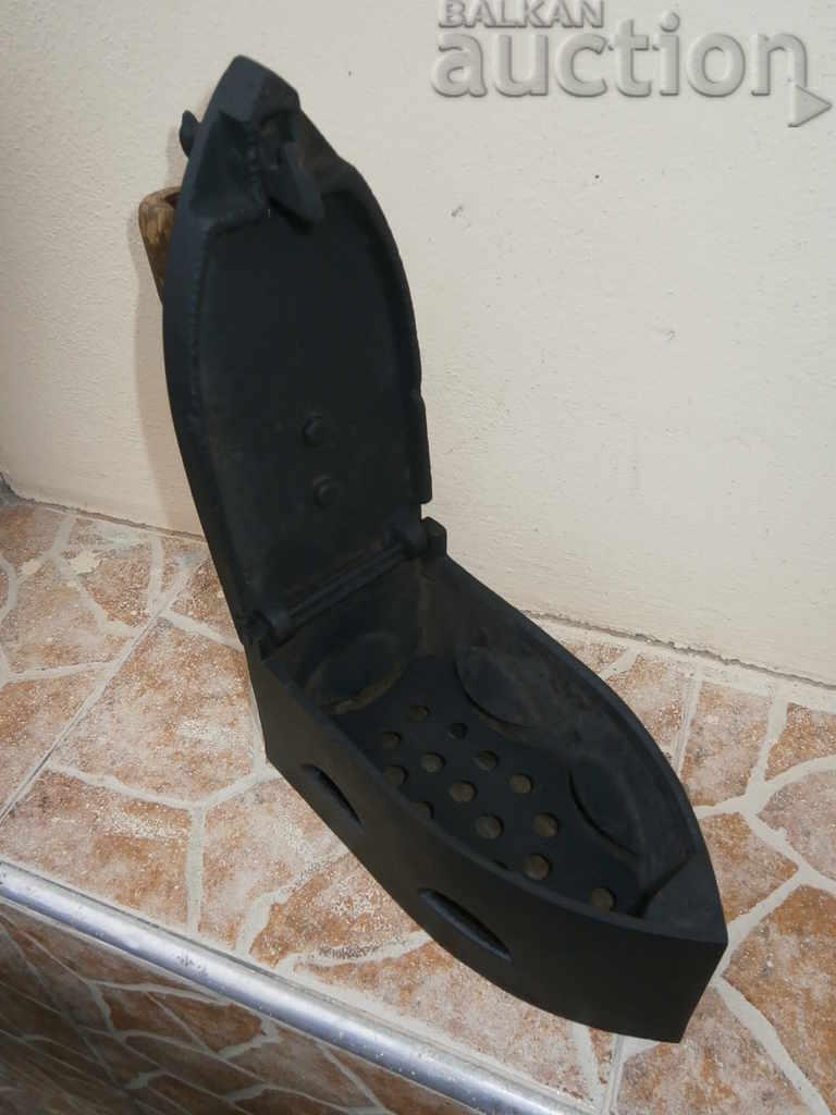 Old grilled iron RARE model with rooster cock - 5
