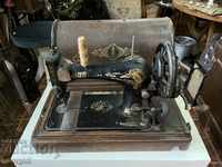 Collectible sewing machine SINGER №1615