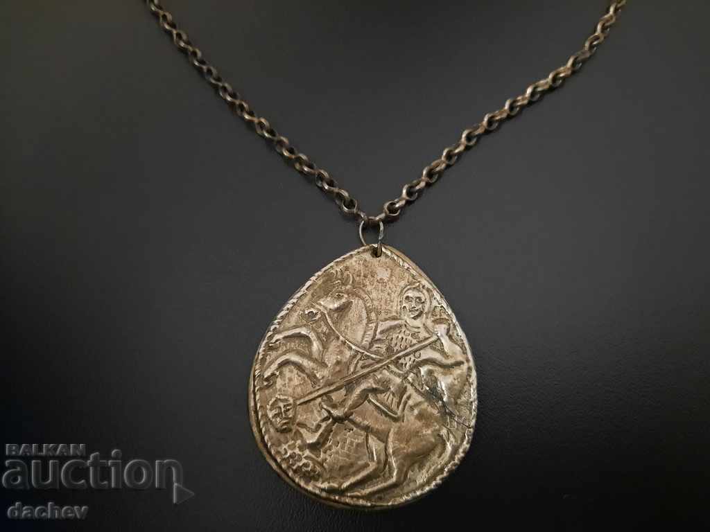 Delivery of Renaissance silver breastplate pafti pafta costume