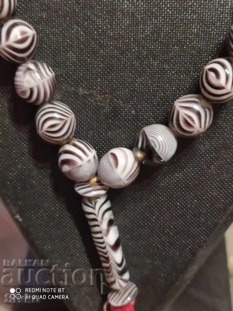 Brocade 1 with price 4.99 BGN | € 2.55