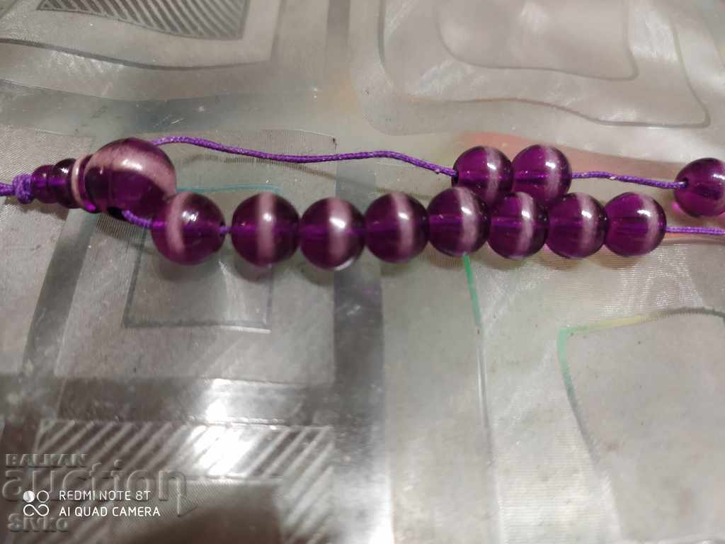 Delivery of "Cat's eye" prayer beads Delivery of "Cat's eye" prayer beads