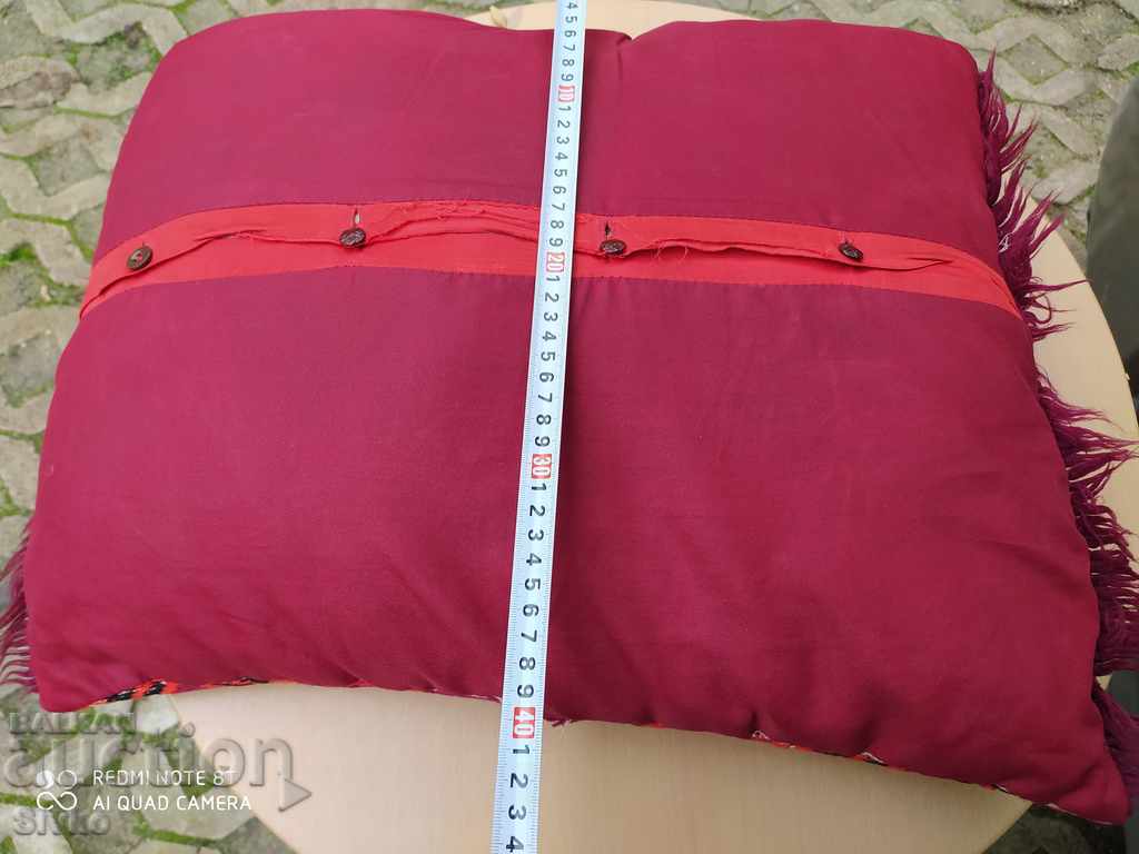 Auction Household woven pillow 2 Auction Household woven pillow 2