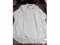 Women's embroidered shirt new N.