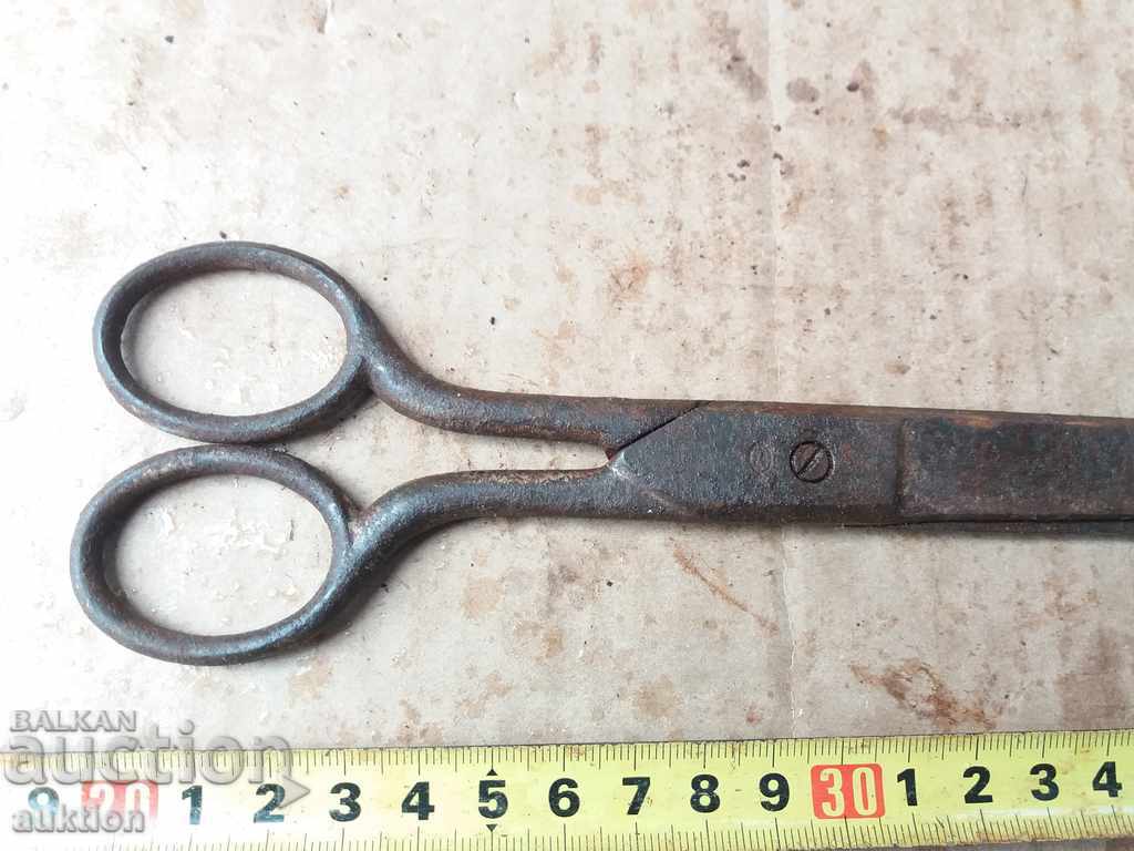 Auction OLD FORGED SCISSORS WITH MARKING - LARGE Auction OLD FORGED SCISSORS WITH MARKING - LARGE