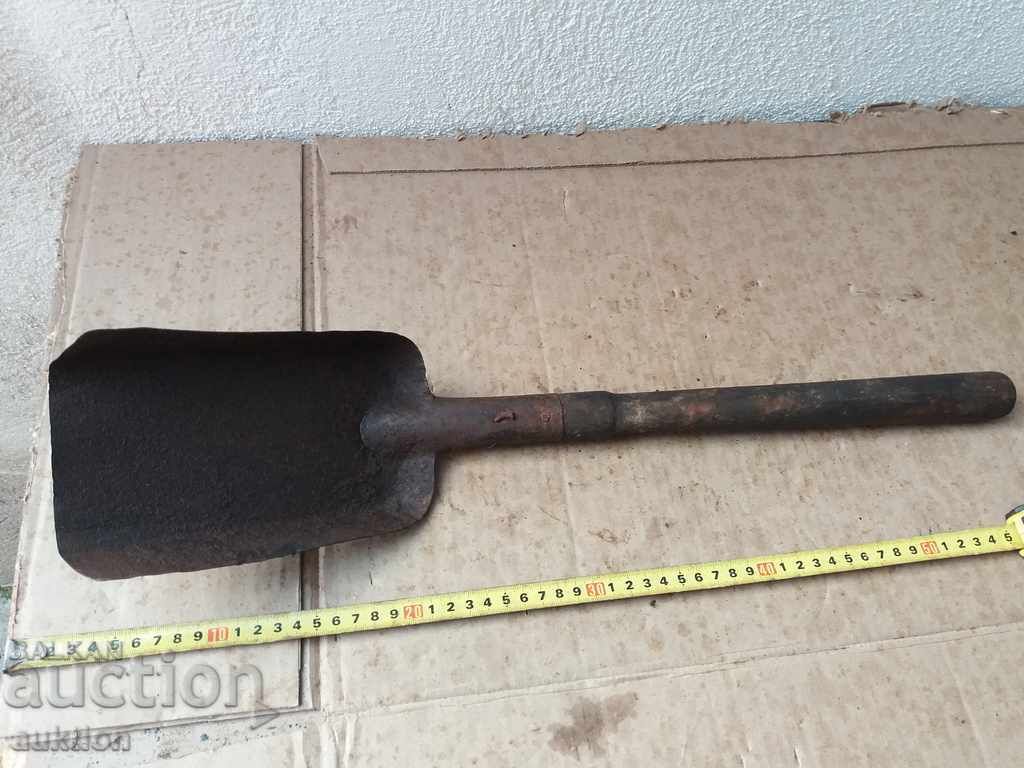 OLD COAL SHOVEL with price 4.99 BGN | € 2.55 OLD COAL SHOVEL with price 4.99 BGN | € 2.55