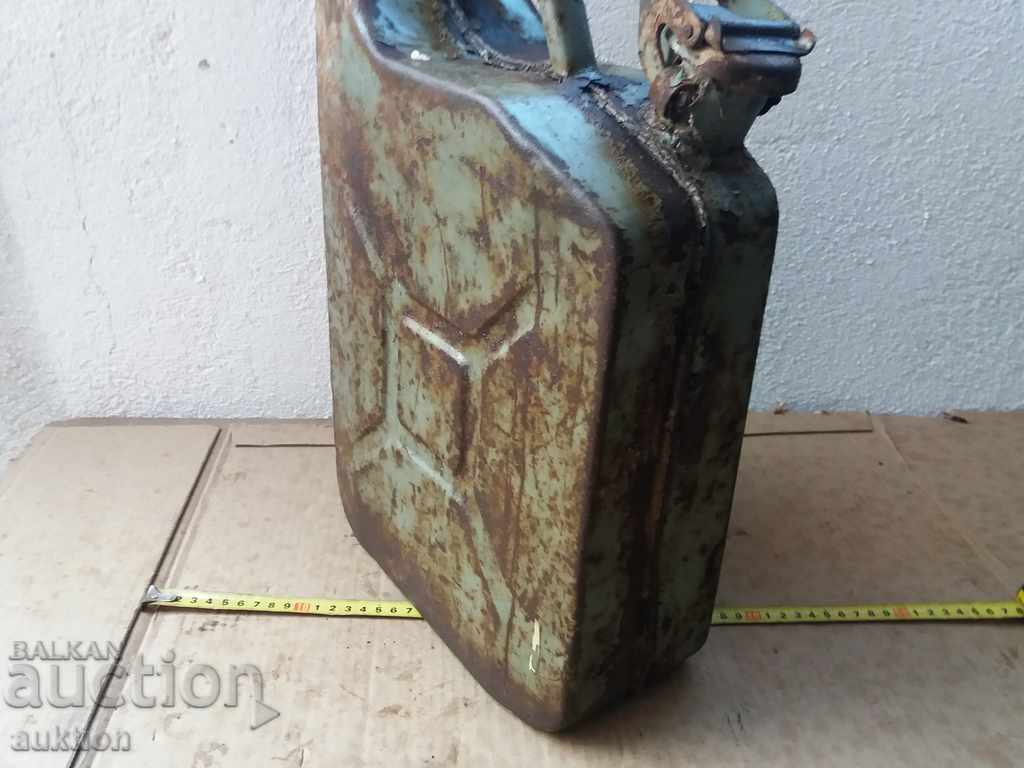OLD METAL TUBE FOR FUEL - 10 LITERS - 5 OLD METAL TUBE FOR FUEL - 10 LITERS - 5