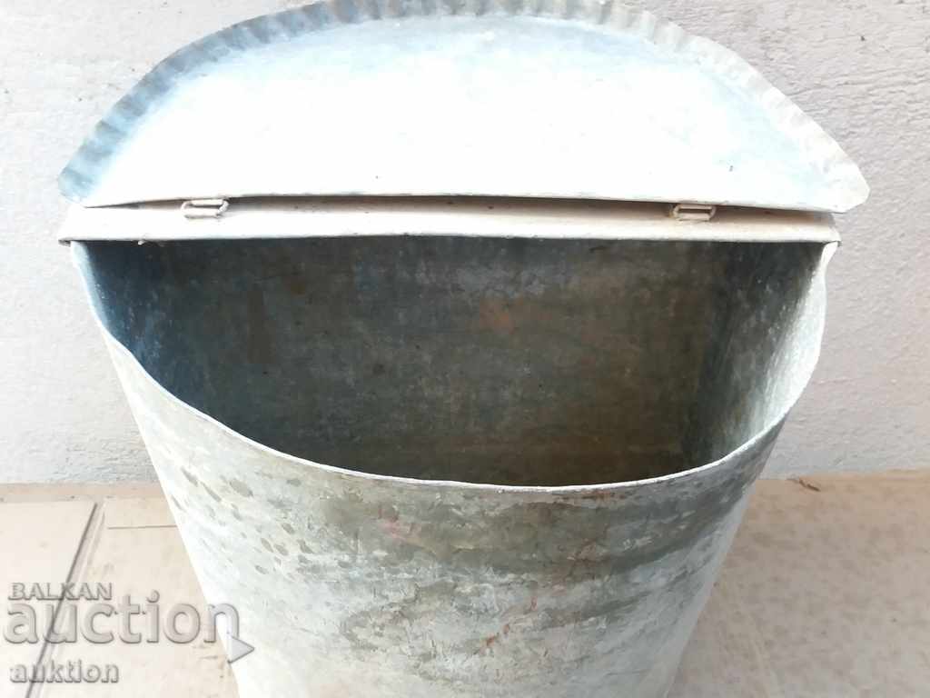 Auction HUGE IRRIGATED SINK, CATTLE, WATER TANK 30 LITERS Auction HUGE IRRIGATED SINK, CATTLE, WATER TANK 30 LITERS