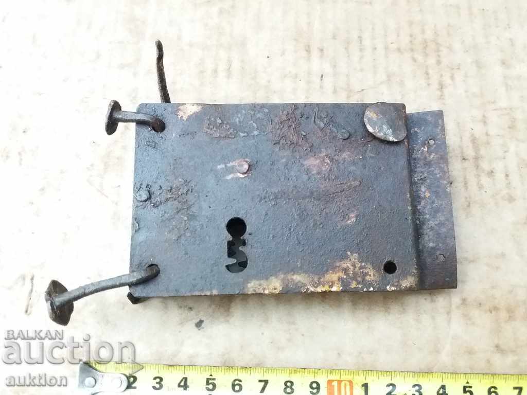 WROUGHT REVIVAL LOCK FOR THE GATE - OTTOMAN EMPIRE with price 19.99 BGN | € 10.22 WROUGHT REVIVAL LOCK FOR THE GATE - OTTOMAN EMPIRE with price 19.99 BGN | € 10.22