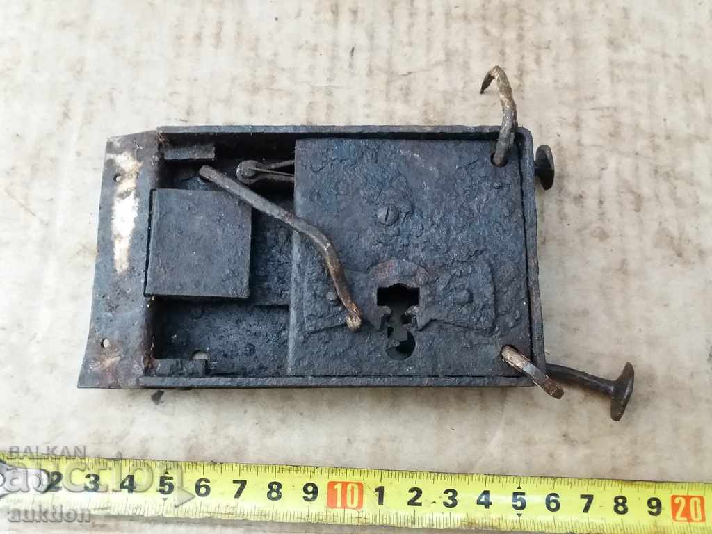 WROUGHT REVIVAL LOCK FOR THE GATE - OTTOMAN EMPIRE - 6 WROUGHT REVIVAL LOCK FOR THE GATE - OTTOMAN EMPIRE - 6