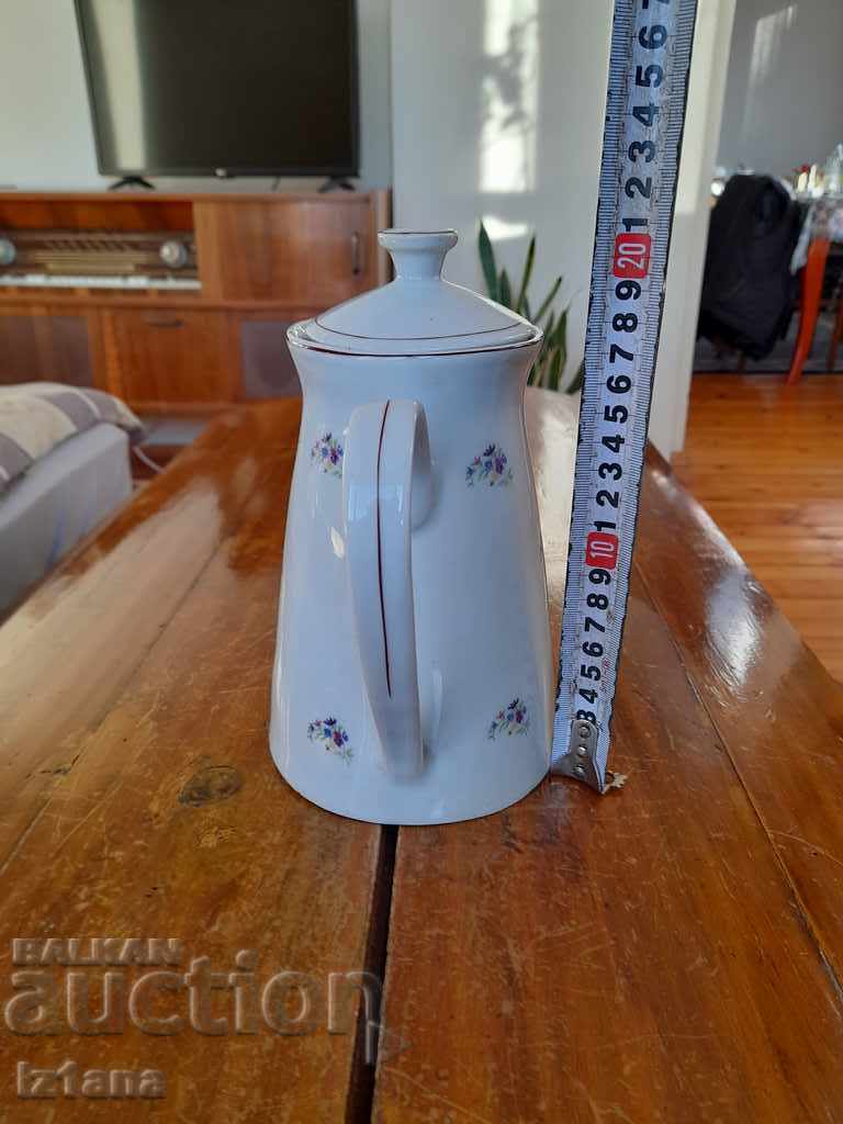 Delivery of Old porcelain jug Delivery of Old porcelain jug