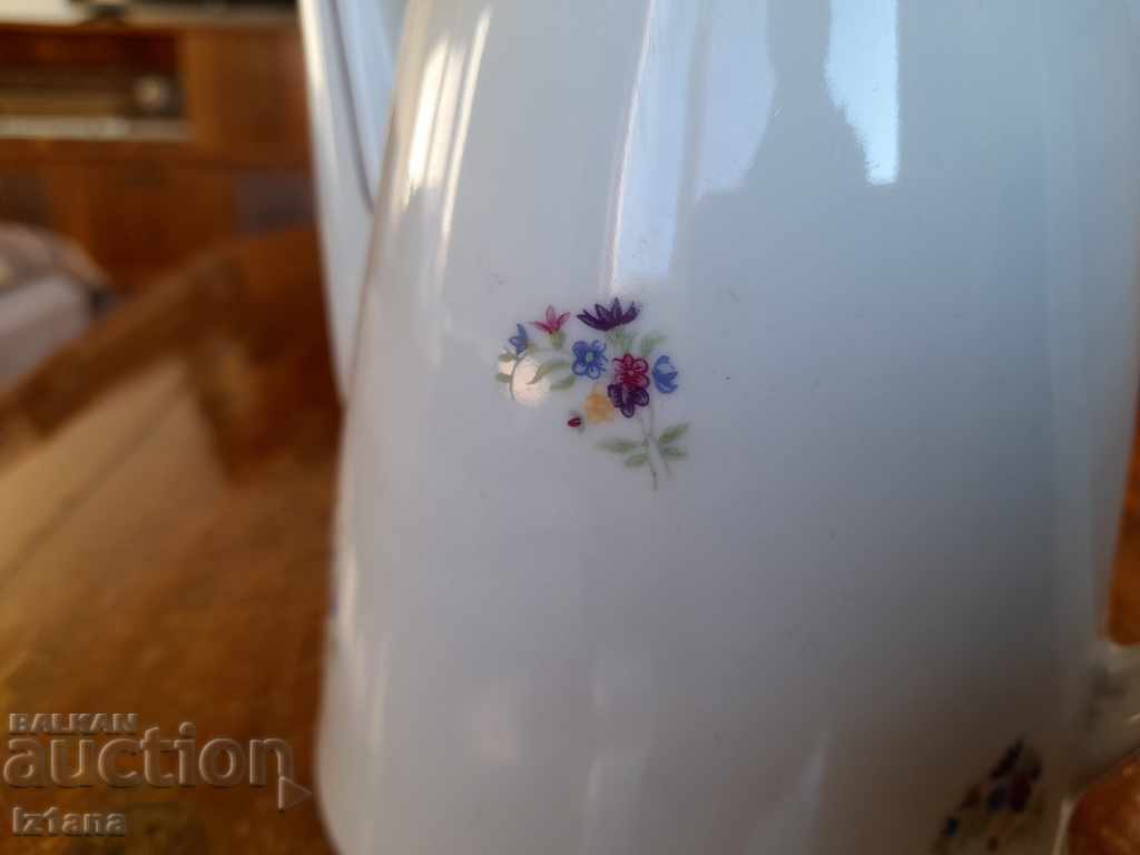 Old porcelain jug - 6 Old porcelain jug - 6