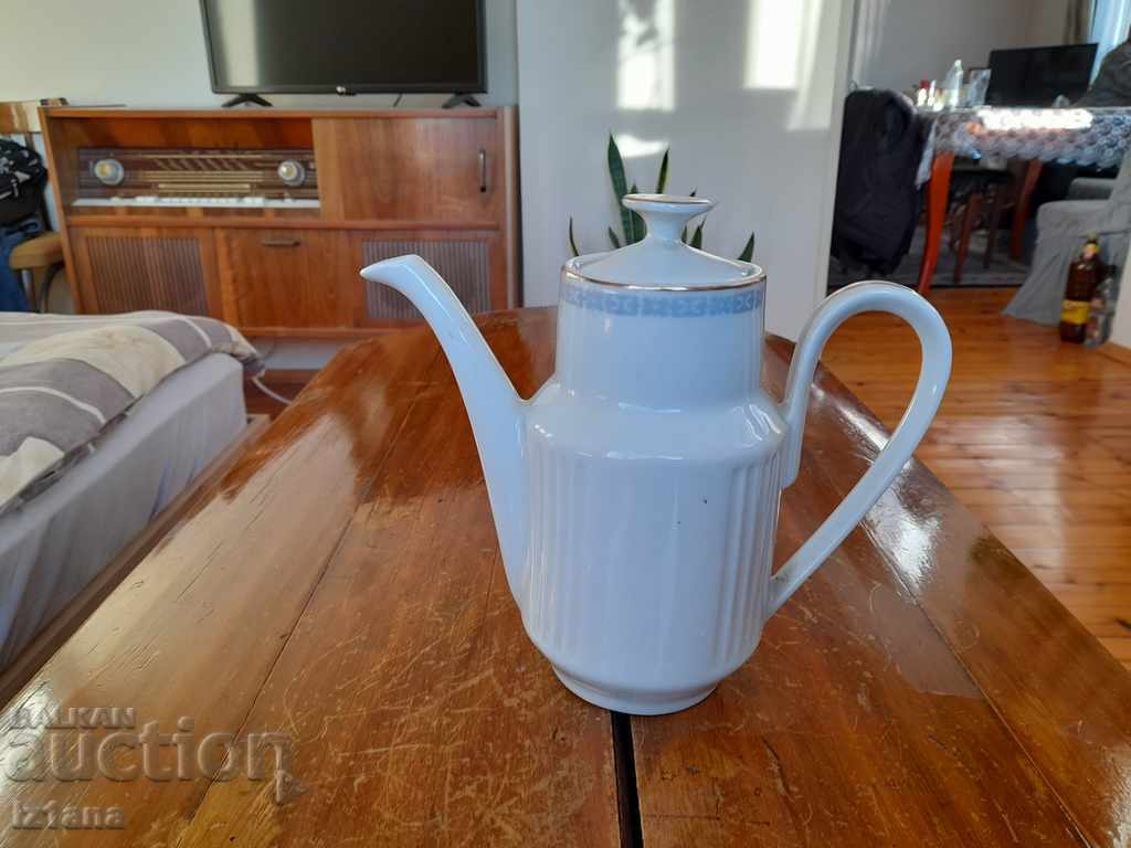 Auction Old porcelain jug, jug Auction Old porcelain jug, jug