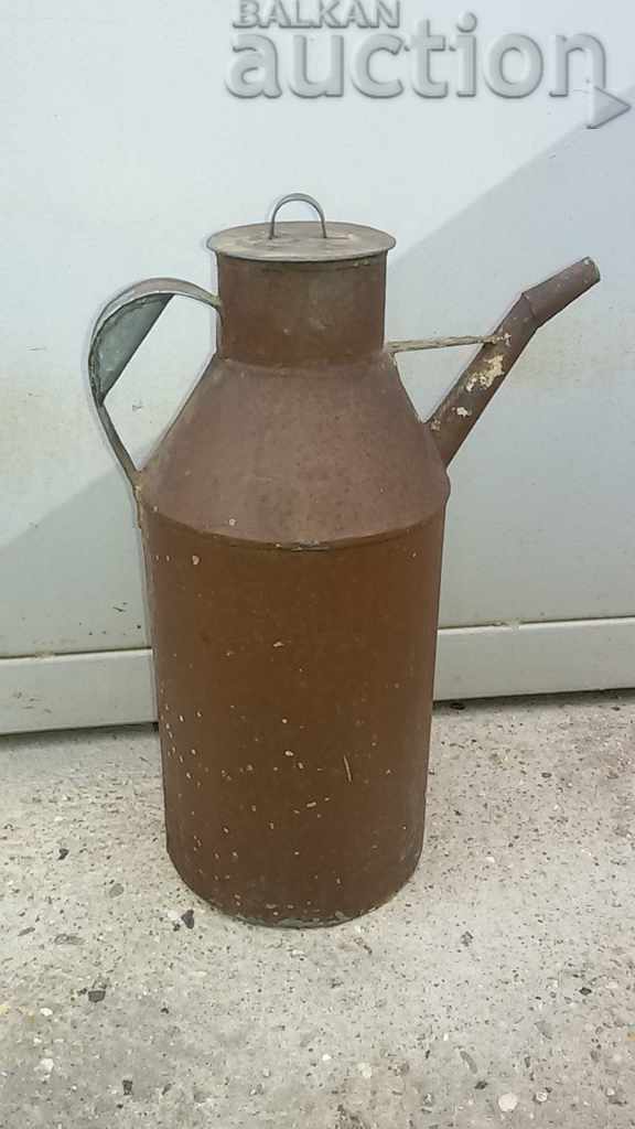 Auction watering can oil military creativity WW2 WWII tube tube Auction watering can oil military creativity WW2 WWII tube tube