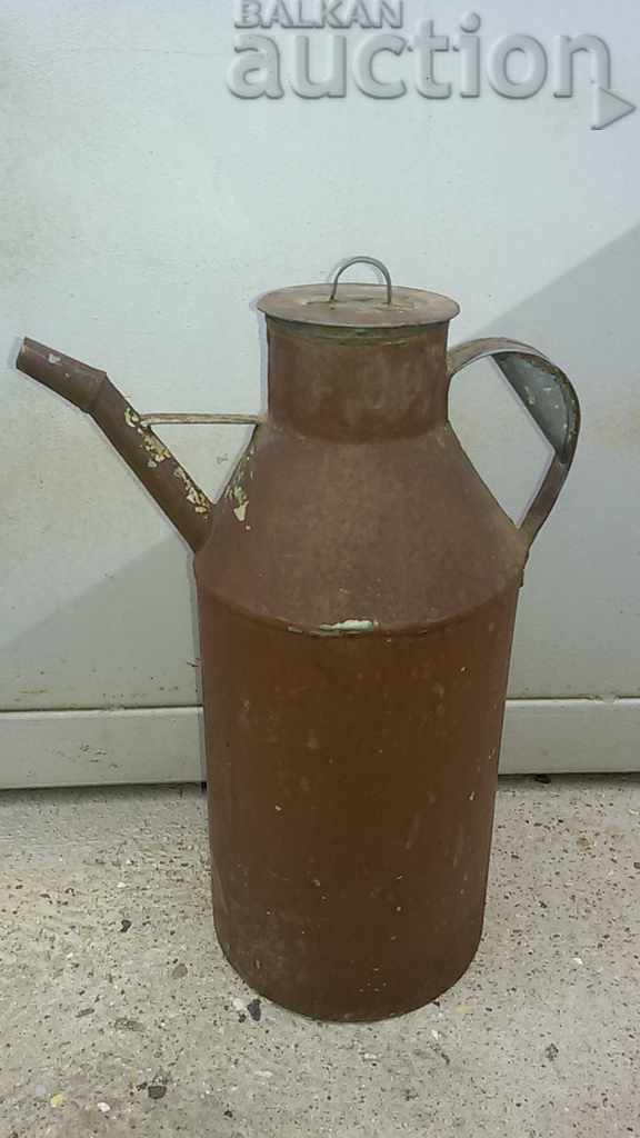 watering can oil military creativity WW2 WWII tube tube