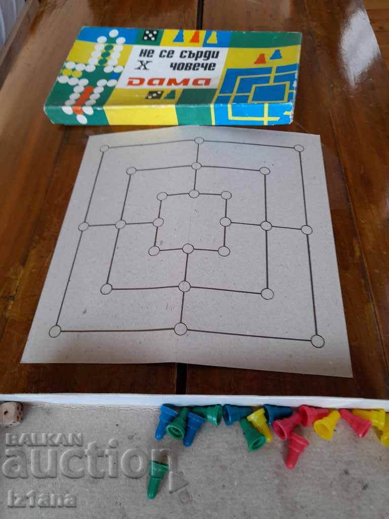 Delivery of Old children's game Don't Be Angry, Man and Dame Delivery of Old children's game Don't Be Angry, Man and Dame