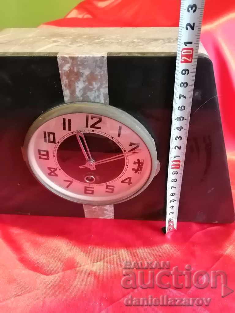 Παλιό μαρμάρινο μηχανικό επιτραπέζιο ρολόι μαντήλας - 7 Παλιό μαρμάρινο μηχανικό επιτραπέζιο ρολόι μαντήλας - 7