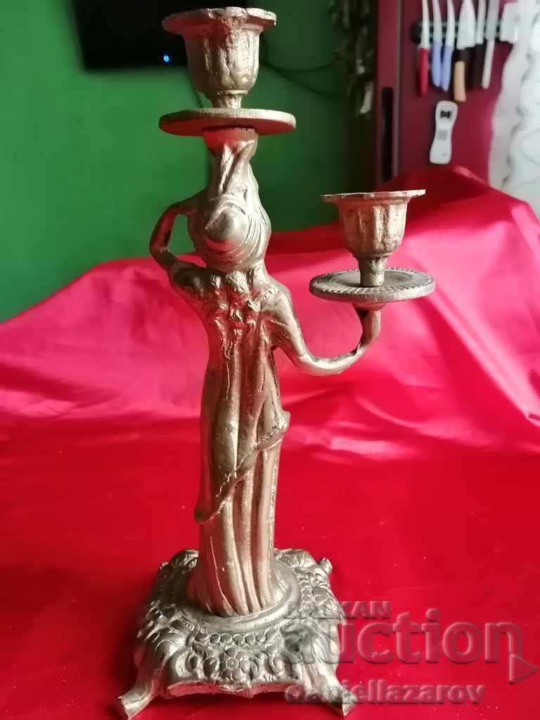 Licitație Rar sfeșnic din bronz ART DECO cu figură feminină
