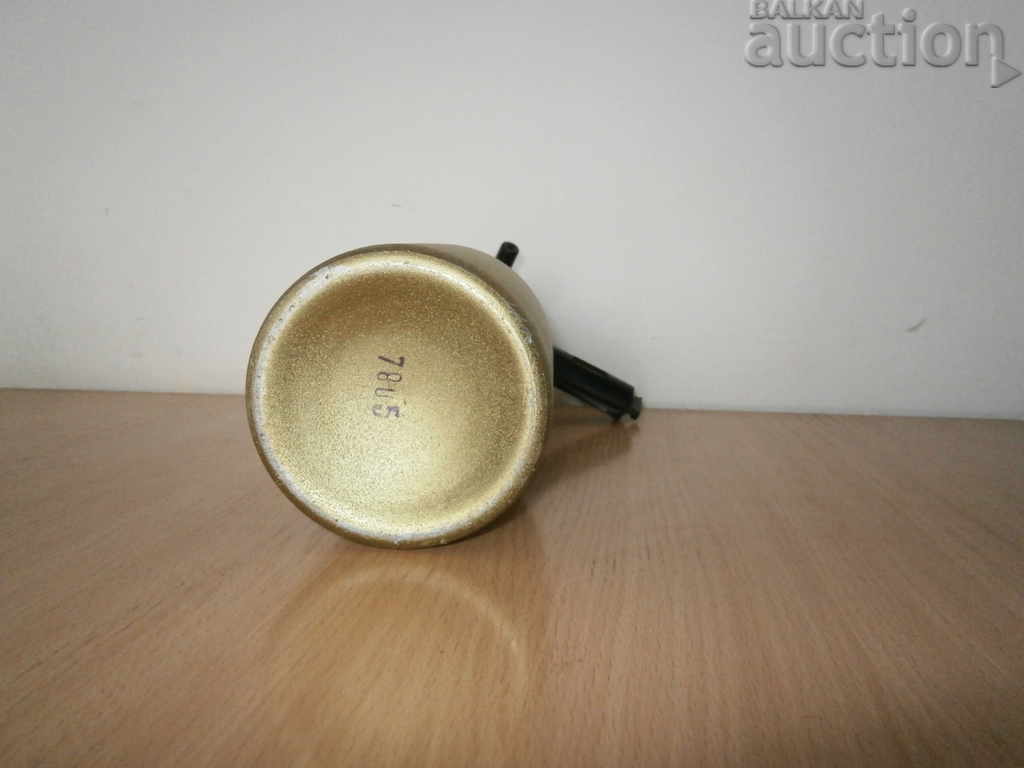 Доставка на ретро винтидж сифон за газирана вода Доставка на ретро винтидж сифон за газирана вода