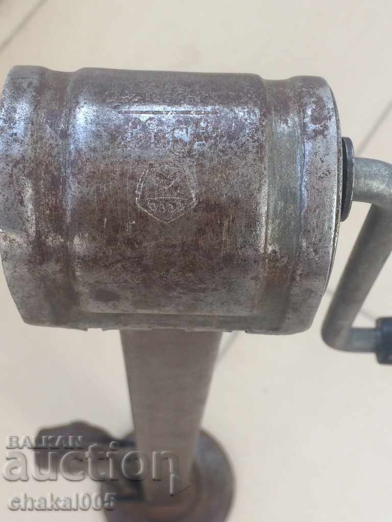 Auction Old Russian Jack Auction Old Russian Jack