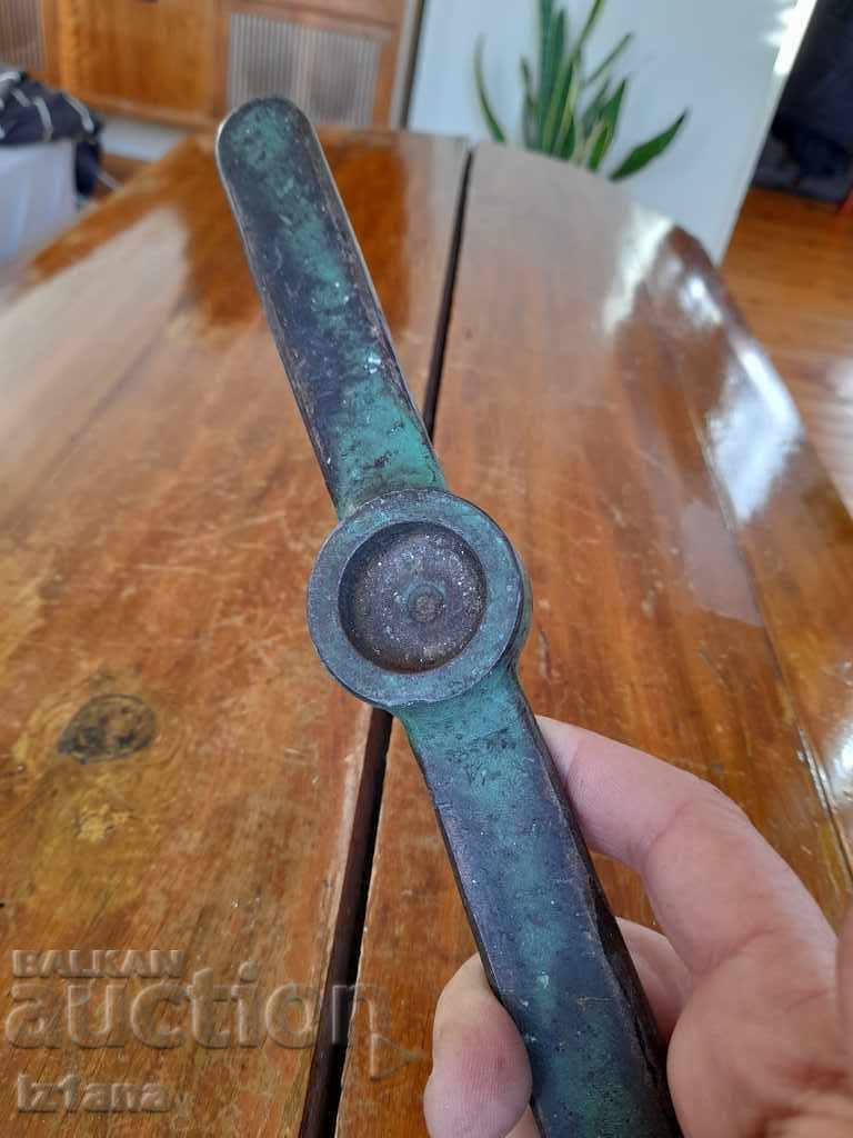 Old cap for bottles, bottles with price 33.00 BGN | € 16.87