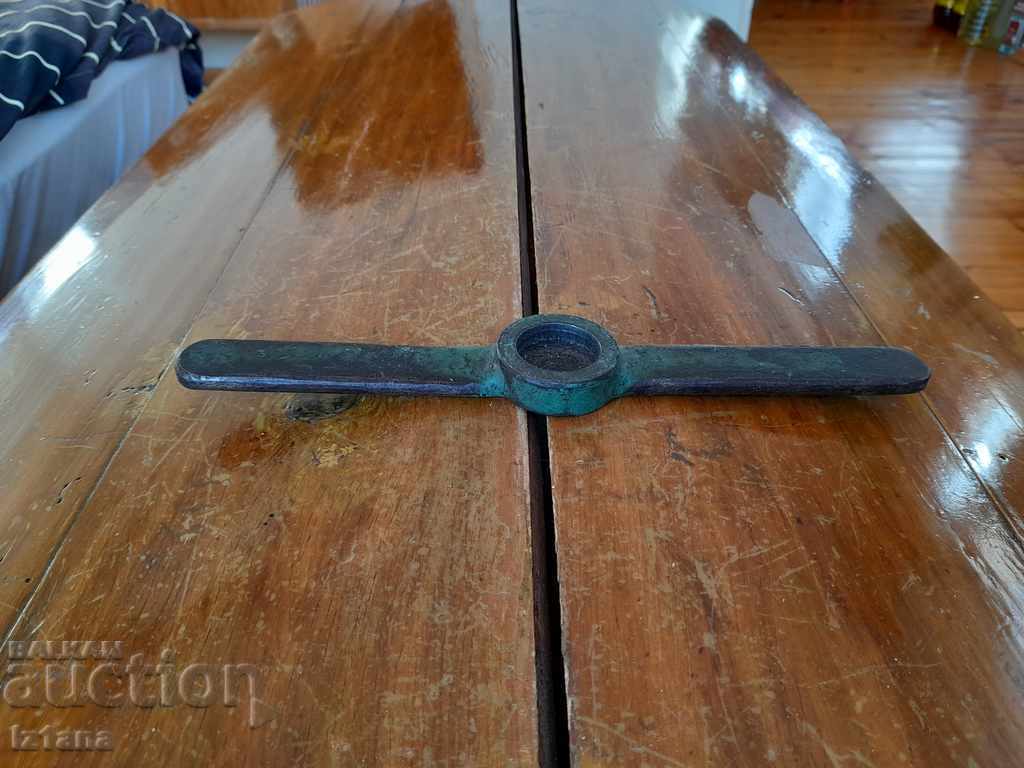 Old cap for bottles, bottles