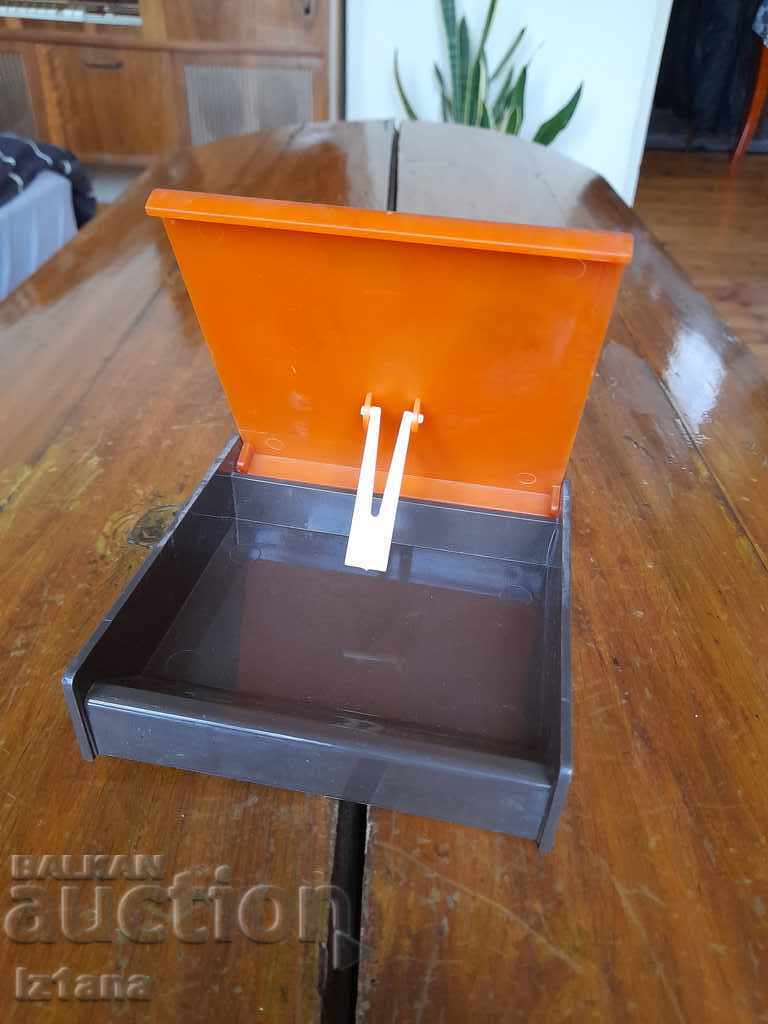 Livrarea Suvenir vechi NPK EOM și NT