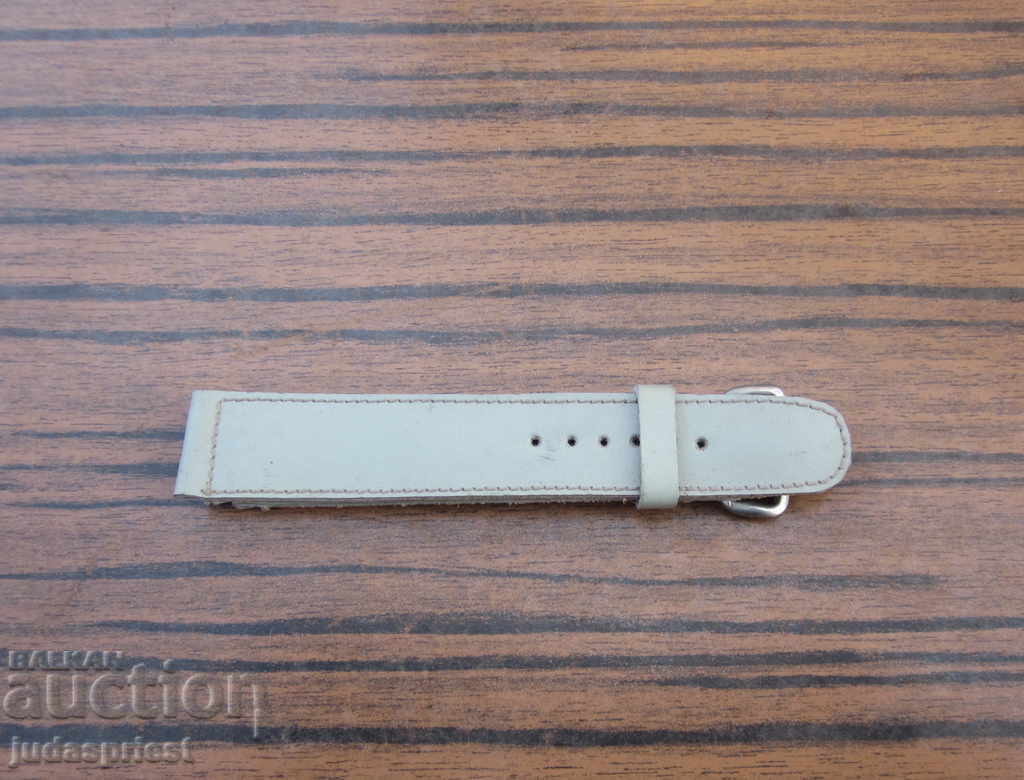 Παράδοση αχρησιμοποίητο παλιό δερμάτινο λουράκι για ανδρικό ρολόι χειρός Παράδοση αχρησιμοποίητο παλιό δερμάτινο λουράκι για ανδρικό ρολόι χειρός