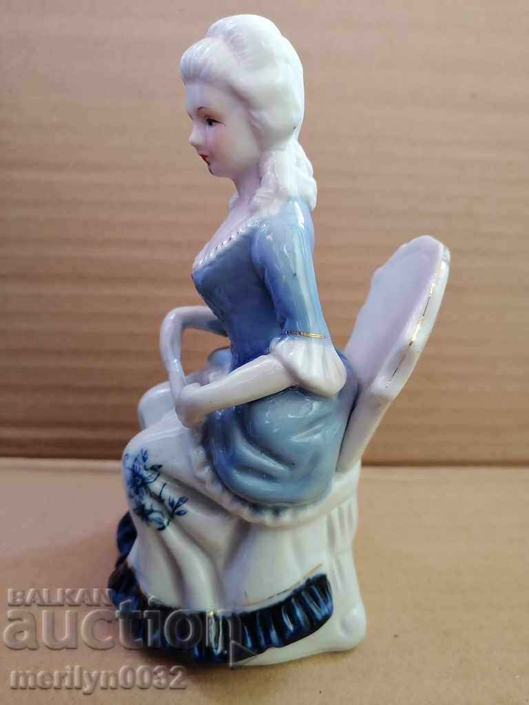 Porcelain figure plastic figurine porcelain porcelain with price 63.00 BGN | € 32.21