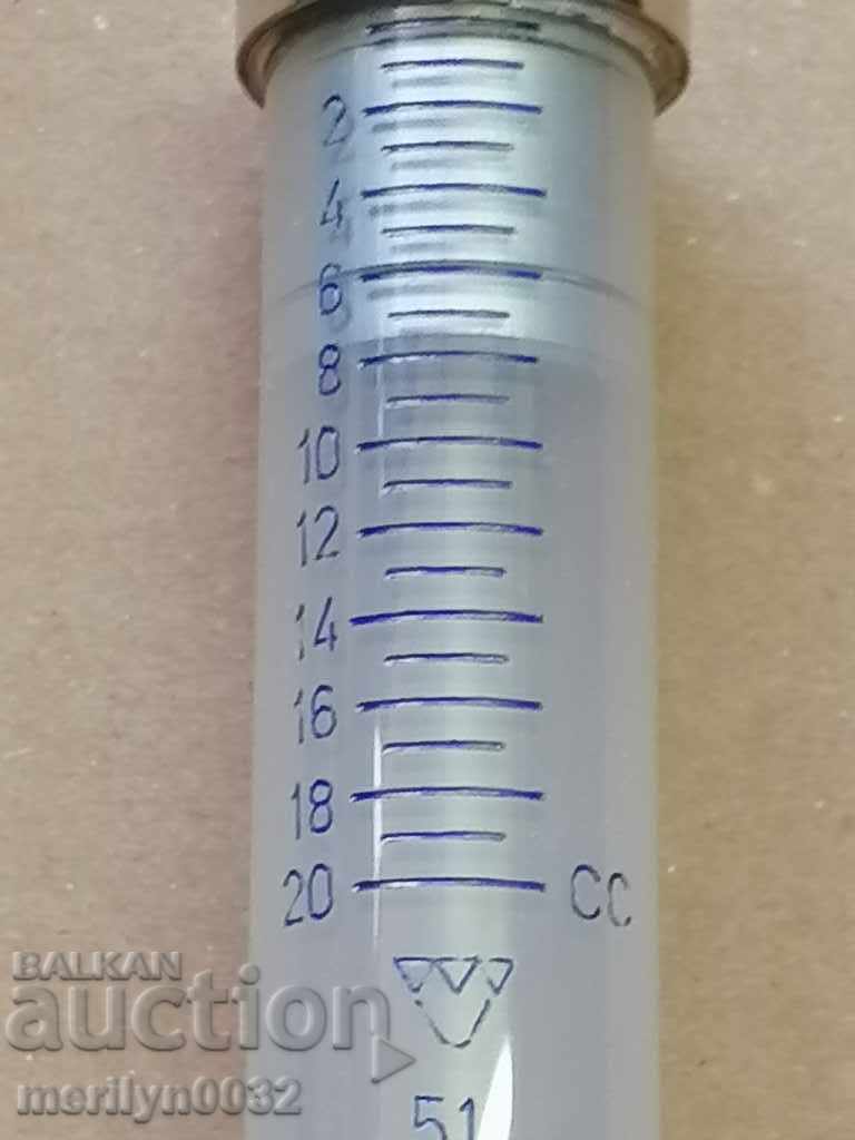 Auction Injection syringe kit 1959 Czechoslovakia Auction Injection syringe kit 1959 Czechoslovakia