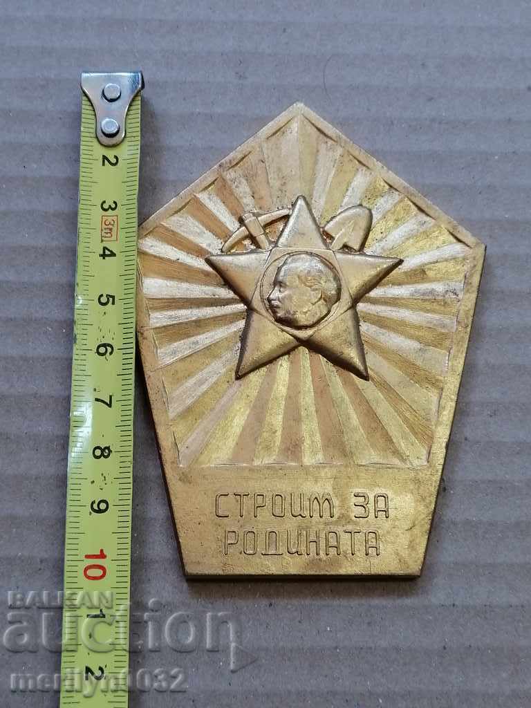 Delivery of Awarded Dimitrovski plaque for high results DKMS