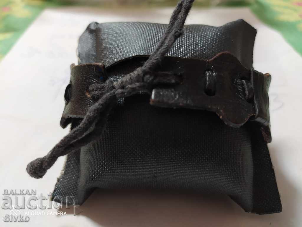 Brățară din piele naturală cu preț € 0.01 | 0.02 BGN Brățară din piele naturală cu preț € 0.01 | 0.02 BGN