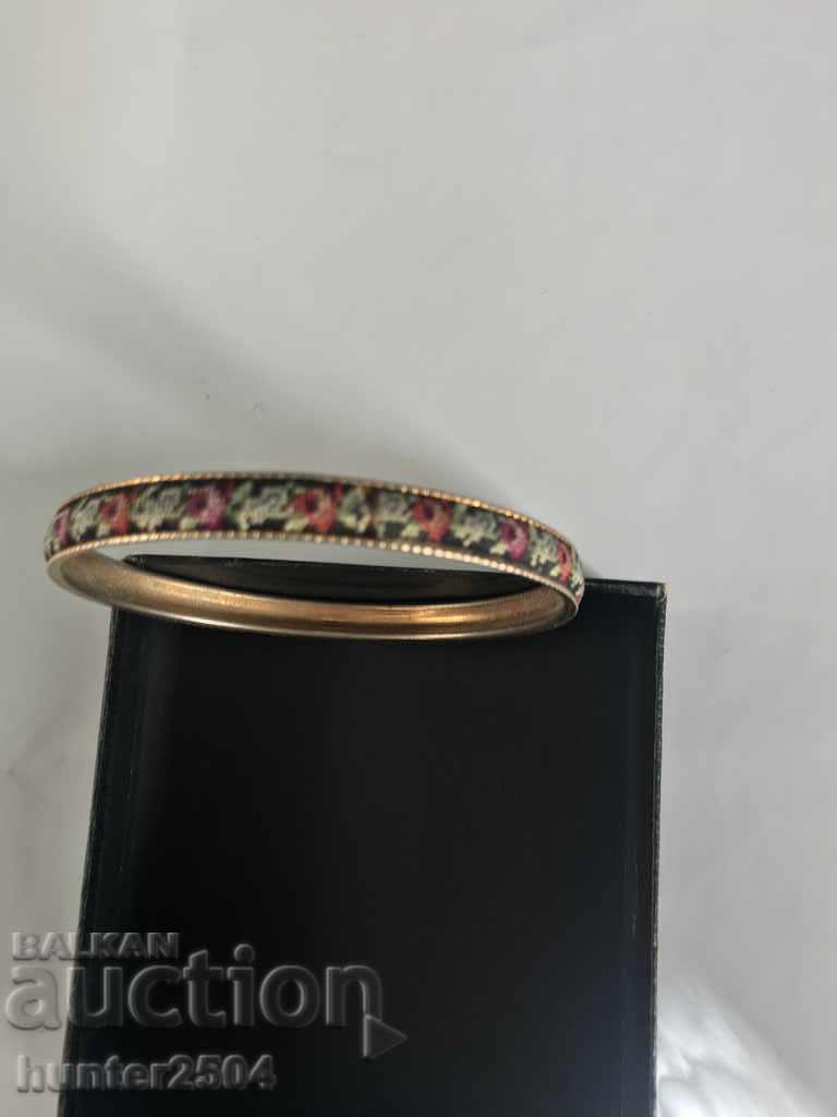 Bracelet - 7.5 cm in diameter, fine embroidery, Austria