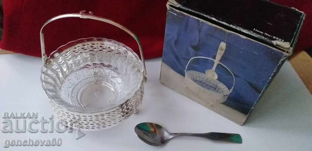 Delivery of Sugar bowl in a box, silver metal, glass Delivery of Sugar bowl in a box, silver metal, glass