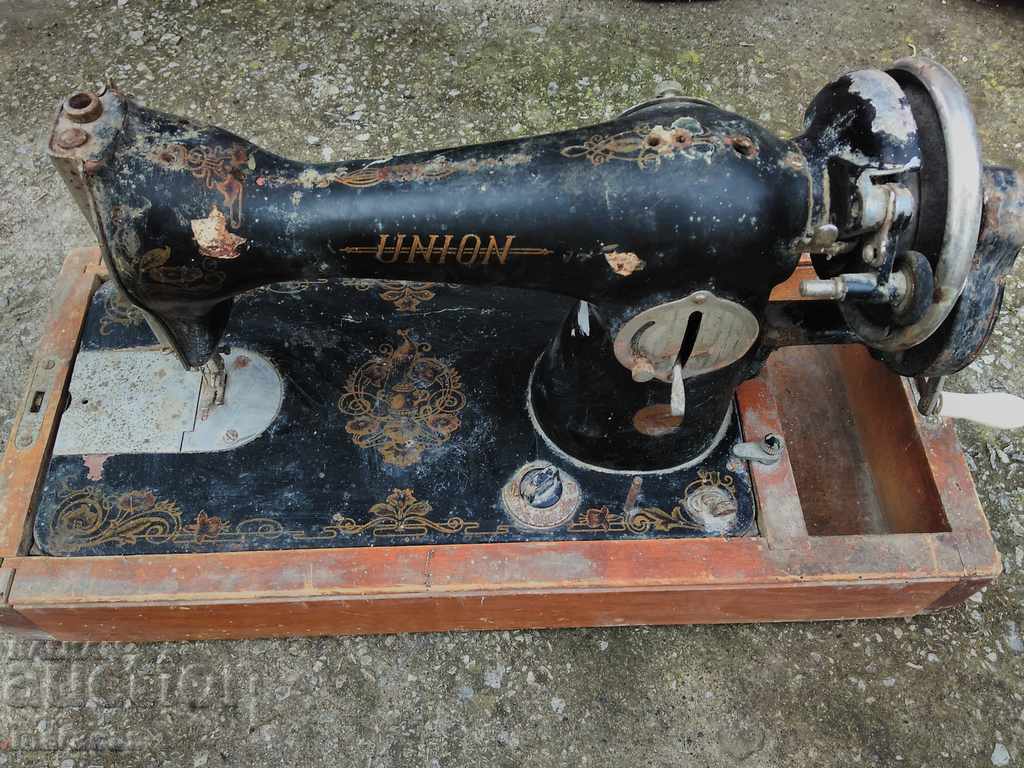 Delivery of Sewing machines Delivery of Sewing machines