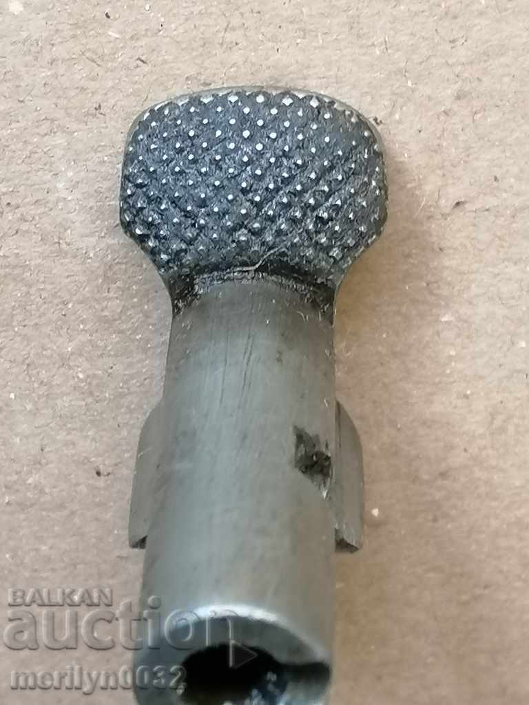 Auction  Part, detail of the Manlicher M-95 rifle shutter